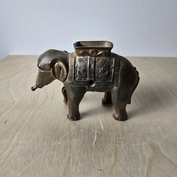 Other - Vintage Brass Elephant Figurine